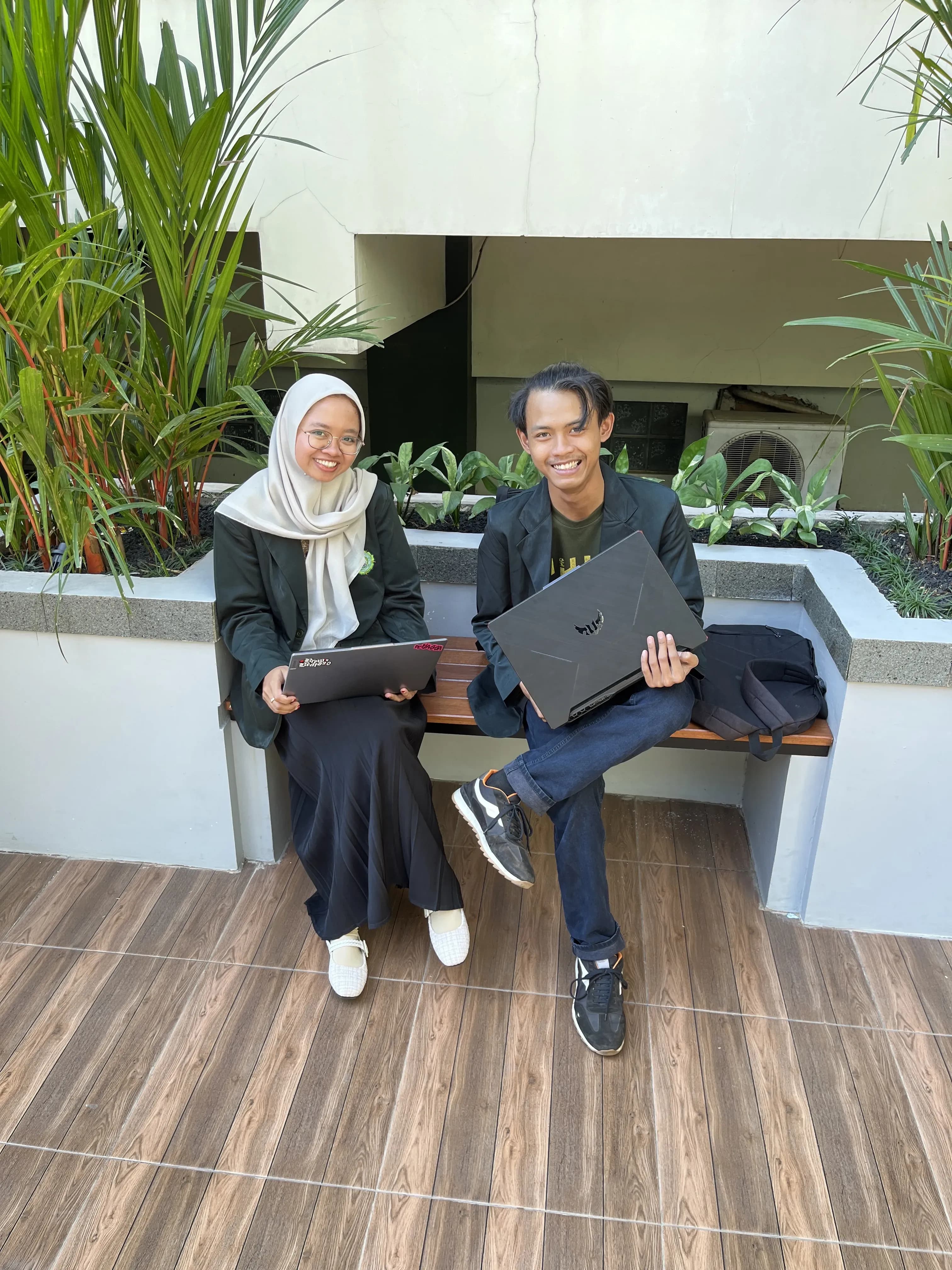 Afrizal Ilza Munadhif & Luluk Sofwatul Muna